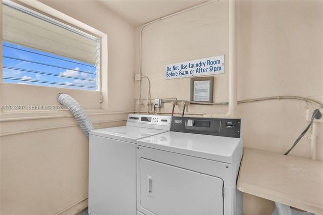 16901 NE 13th Ave 303, Miami, FL 33162
