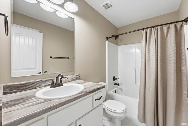 9198 River Hollow Cove, Fort Wayne, IN 46835