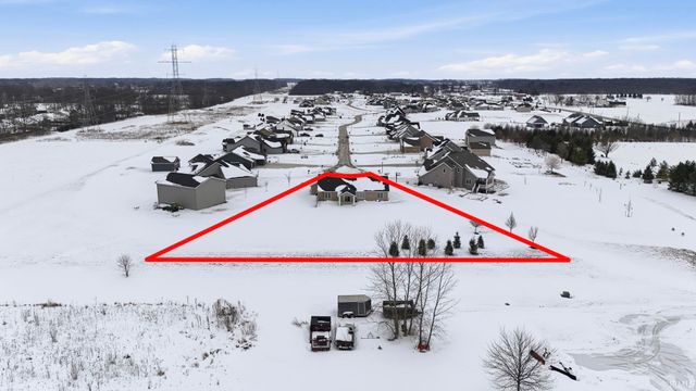 9198 River Hollow Cove, Fort Wayne, IN 46835