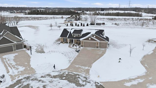 9198 River Hollow Cove, Fort Wayne, IN 46835