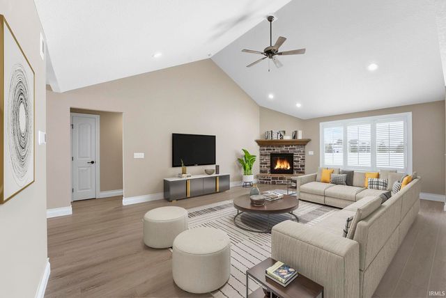 9198 River Hollow Cove, Fort Wayne, IN 46835