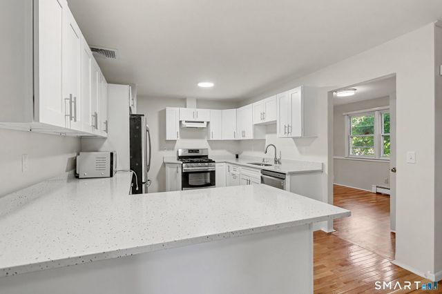 27 Karen Drive, Norwalk, CT 06851
