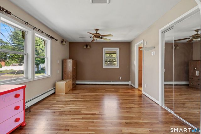 27 Karen Drive, Norwalk, CT 06851