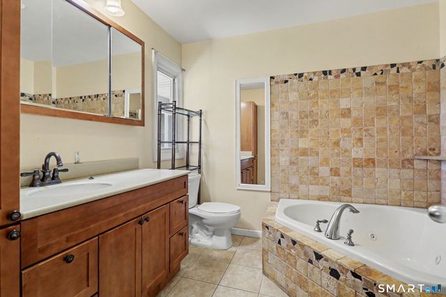 27 Karen Drive, Norwalk, CT 06851