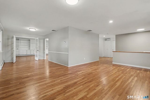 27 Karen Drive, Norwalk, CT 06851