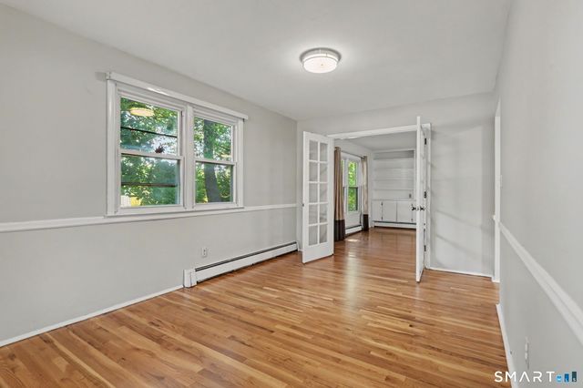 27 Karen Drive, Norwalk, CT 06851