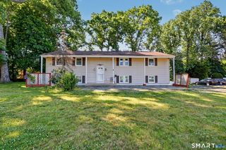 27 Karen Drive, Norwalk, CT 06851