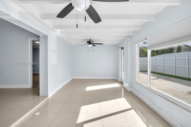 8300 NW 201st St, Hialeah, FL 33015