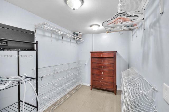 8300 NW 201st St, Hialeah, FL 33015