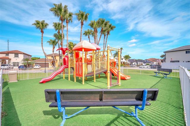 8300 NW 201st St, Hialeah, FL 33015