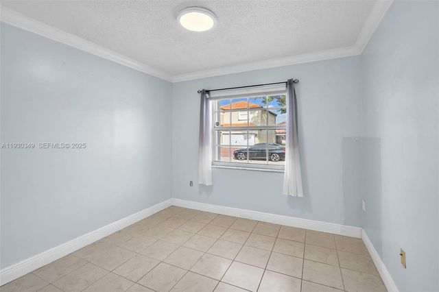 8300 NW 201st St, Hialeah, FL 33015