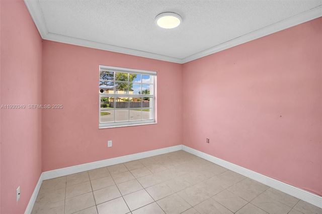 8300 NW 201st St, Hialeah, FL 33015