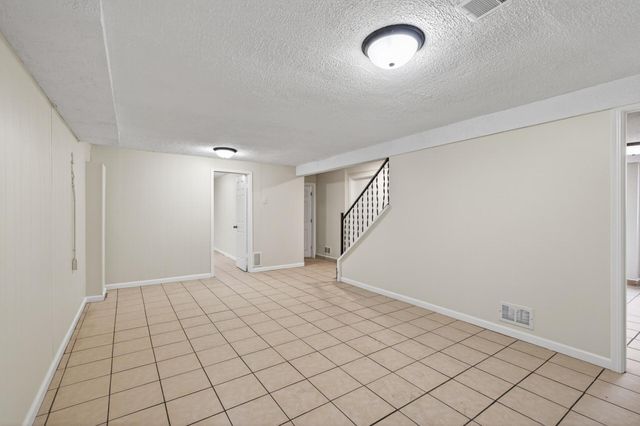 200 Belvidere Street E, Saint Paul, MN 55107