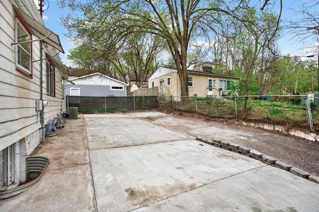 200 Belvidere Street E, Saint Paul, MN 55107