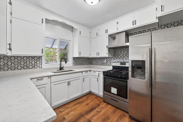 200 Belvidere Street E, Saint Paul, MN 55107