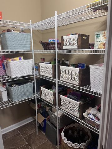1302 Dan Brown Dr, Clarksville, TN 37042