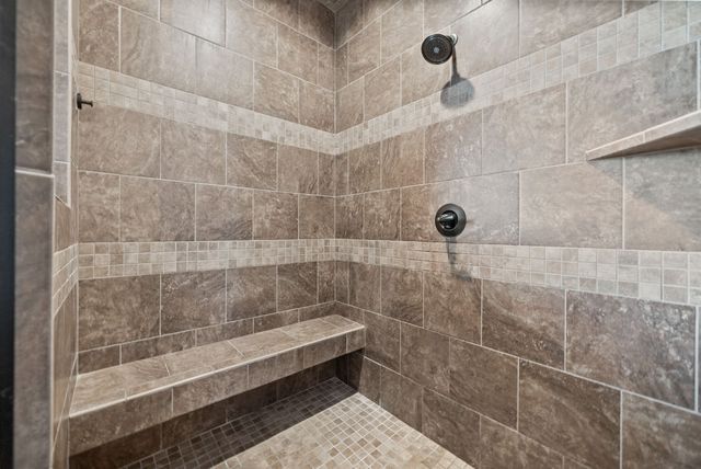 1302 Dan Brown Dr, Clarksville, TN 37042