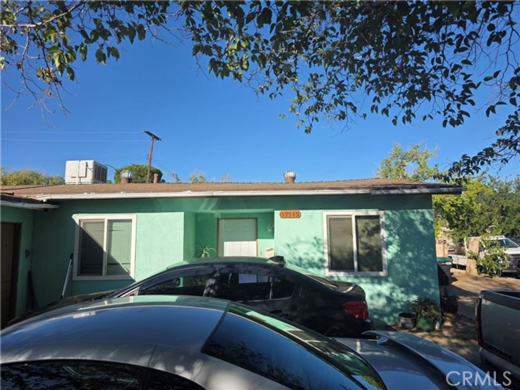 39549 Armfield, Palmdale, CA 93551