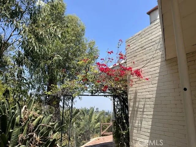 3124 Goodview, Los Angeles, CA 90068