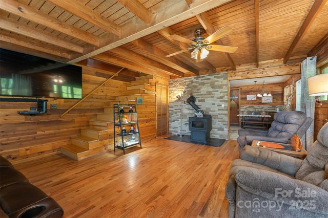 1145 Woolyshot Branch Road, Hot Springs, NC 28743
