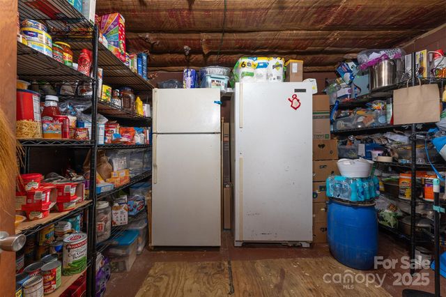 1145 Woolyshot Branch Road, Hot Springs, NC 28743