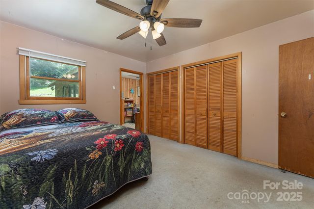1145 Woolyshot Branch Road, Hot Springs, NC 28743