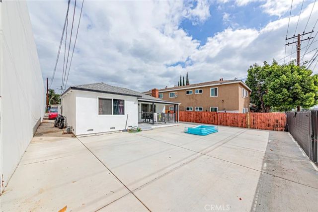 3515 W COMMONWEALTH, Fullerton, CA 92833