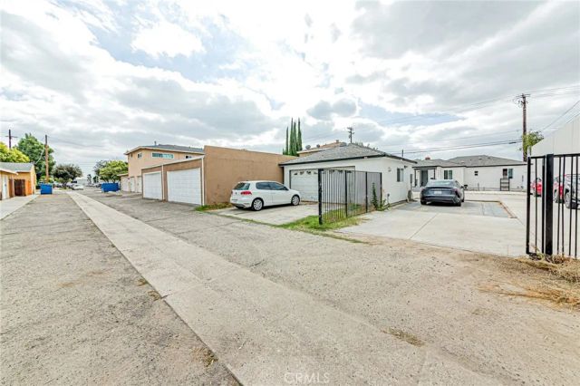3515 W COMMONWEALTH, Fullerton, CA 92833