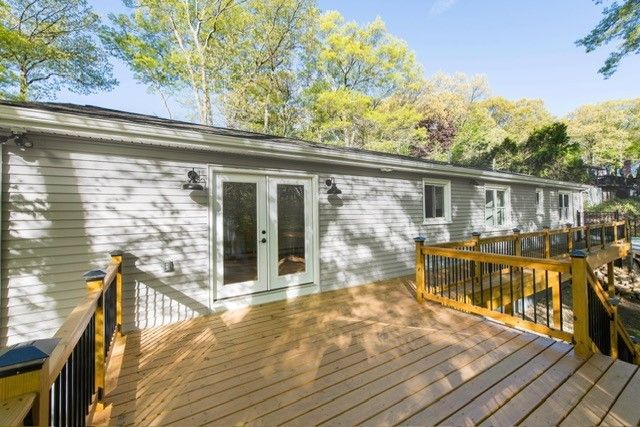39 Mann School Road, Smithfield, RI 02917