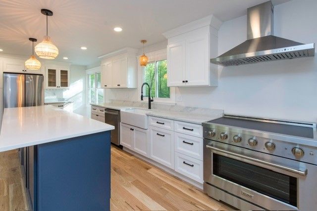 39 Mann School Road, Smithfield, RI 02917