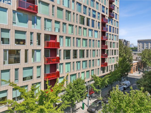 937 Nw GLISAN St 237, Portland, OR 97209
