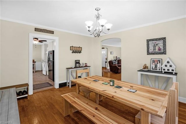 403 Fayetteville Street, Liberty, NC 27298