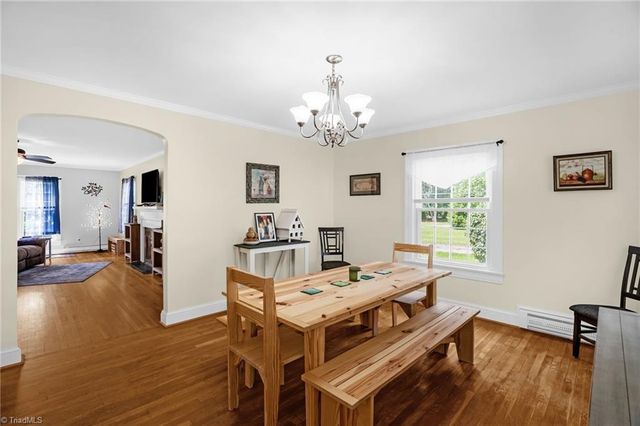 403 Fayetteville Street, Liberty, NC 27298
