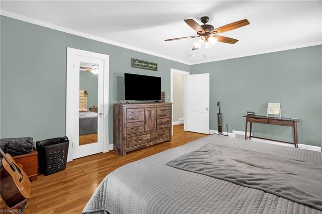 403 Fayetteville Street, Liberty, NC 27298