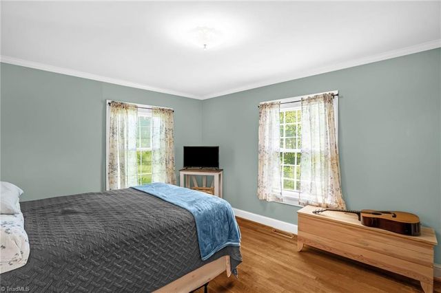 403 Fayetteville Street, Liberty, NC 27298