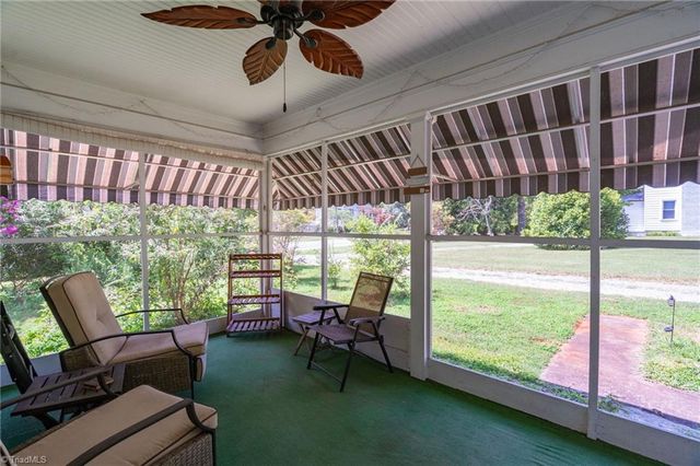 403 Fayetteville Street, Liberty, NC 27298