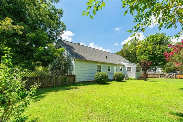 403 Fayetteville Street, Liberty, NC 27298
