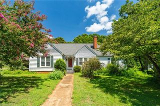 403 Fayetteville Street, Liberty, NC 27298