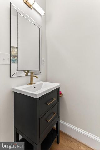 902 ORONOCO ST, Alexandria, VA 22314