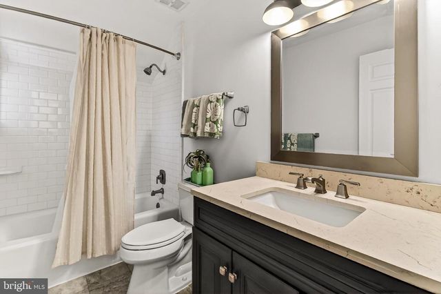 902 ORONOCO ST, Alexandria, VA 22314