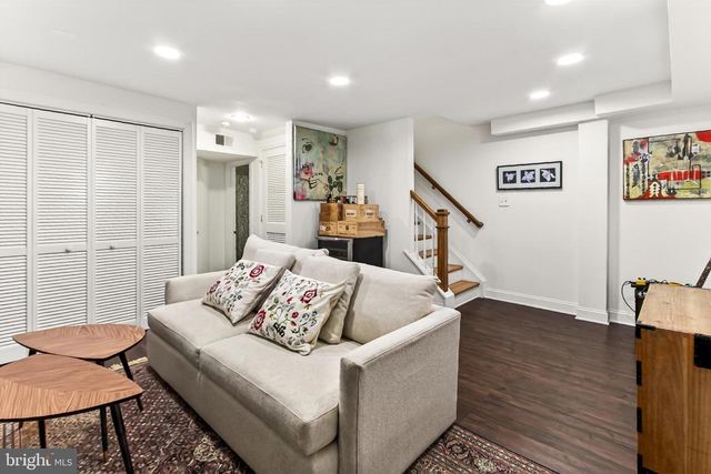 902 ORONOCO ST, Alexandria, VA 22314