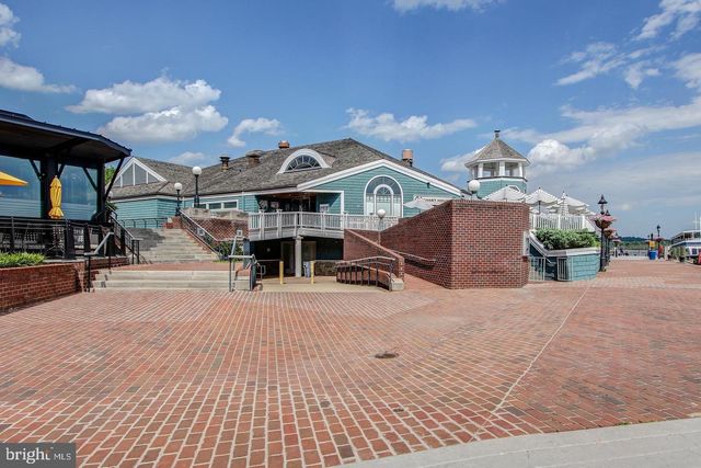 902 ORONOCO ST, Alexandria, VA 22314