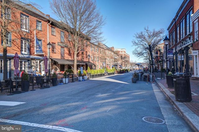 902 ORONOCO ST, Alexandria, VA 22314