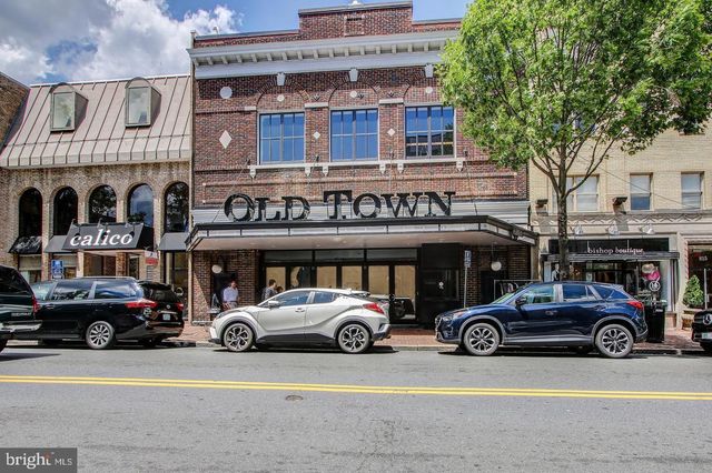 902 ORONOCO ST, Alexandria, VA 22314
