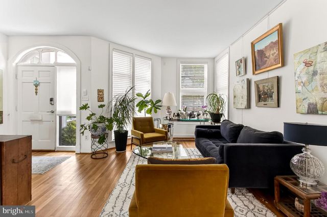 902 ORONOCO ST, Alexandria, VA 22314