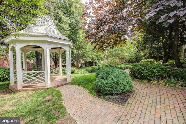 902 ORONOCO ST, Alexandria, VA 22314