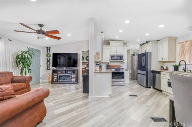 913 S Grand 47, San Jacinto, CA 92582