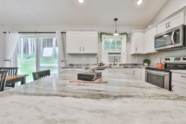 129 Highbridge Road, New Ipswich, NH 03071