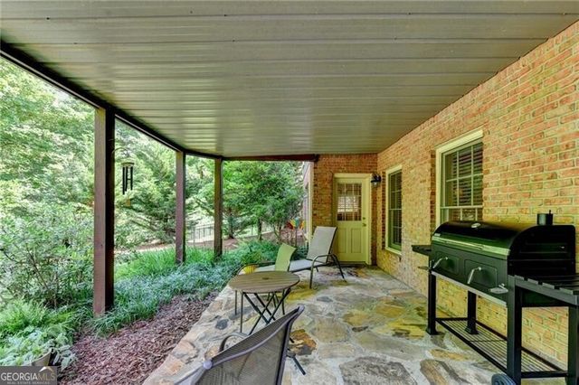 9555 Stoney Ridge Lane, Johns Creek, GA 30022