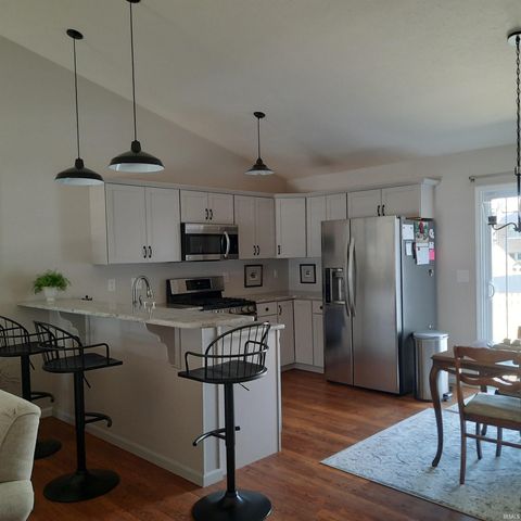 726 E 3rd Street, Mishawaka, IN 46544